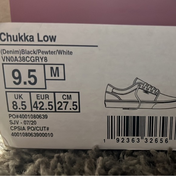 Vans Chukka Low Shoes - Picture 6 of 6